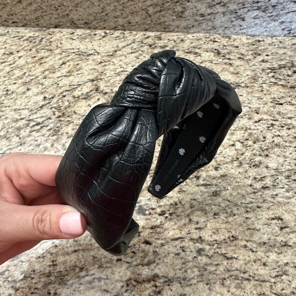 Lele Sadoughi Black Knotted Faux-Leather Headband